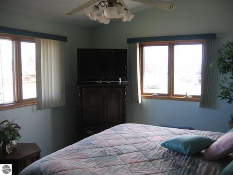 2995 Midshipman Dr, Au Gres, MI 48703 photo 10