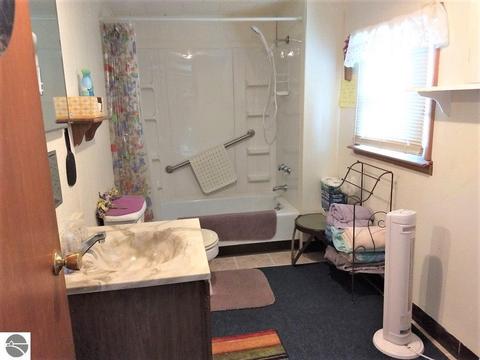 5369 E 8th St, Au Gres, MI 48703 photo 18
