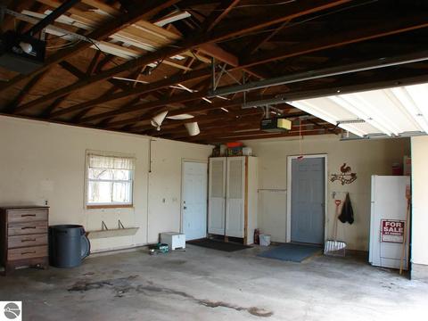 3532 N Warner Rd, Sumner, MI 48889 photo 40