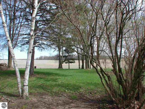 3532 N Warner Rd, Sumner, MI 48889 photo 46