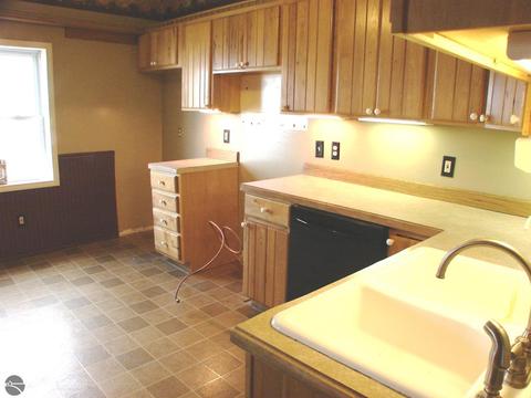 3532 N Warner Rd, Sumner, MI 48889 photo 5