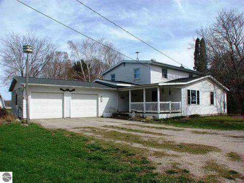 3532 N Warner Rd, Sumner, MI 48889 photo 1
