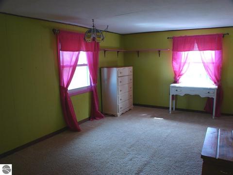 3532 N Warner Rd, Sumner, MI 48889 photo 34
