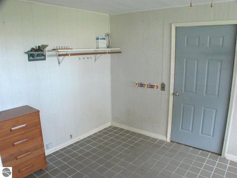 3532 N Warner Rd, Sumner, MI 48889 photo 12