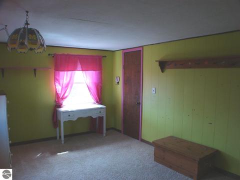3532 N Warner Rd, Sumner, MI 48889 photo 35