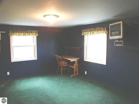 3532 N Warner Rd, Sumner, MI 48889 photo 31