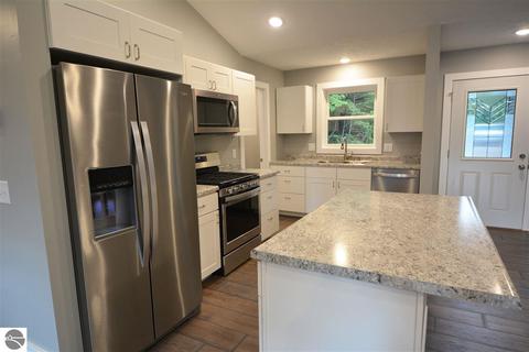 2612 Algonquin, Interlochen, MI 49643 photo 4