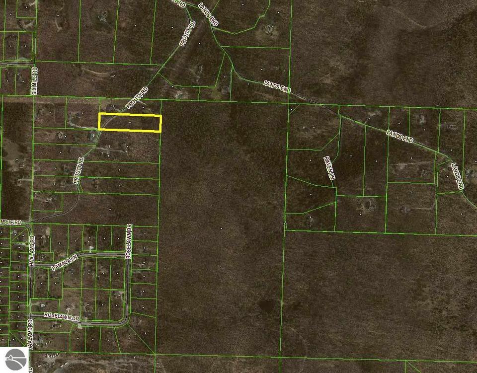  4445 Prouty Rd, Traverse City, MI 49686 photo 7