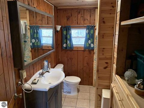 1734 Pointe Rd, Hale, MI 48739 photo 14