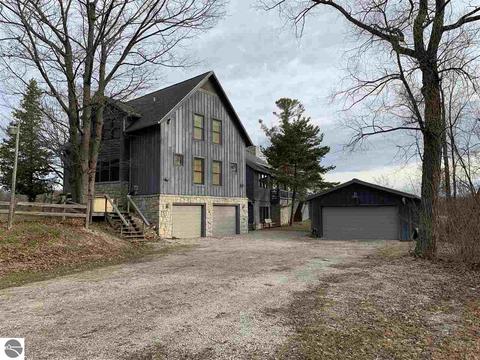 7846 Lakeside Blvd, Hale, MI 48739 photo 1
