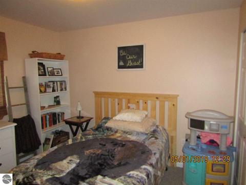 989 Schemp Rd, Lupton, MI 48635 photo 9