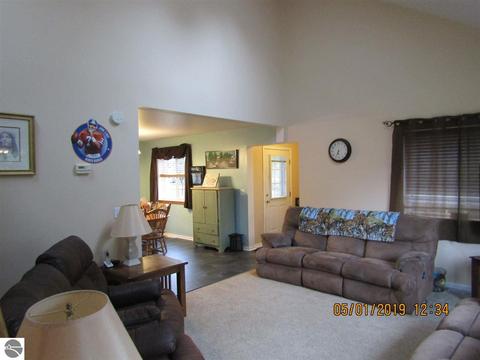 989 Schemp Rd, Lupton, MI 48635 photo 26