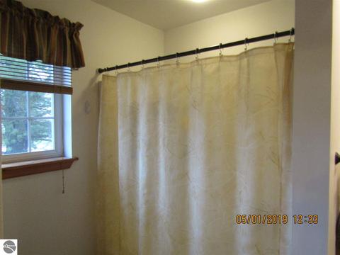 989 Schemp Rd, Lupton, MI 48635 photo 18