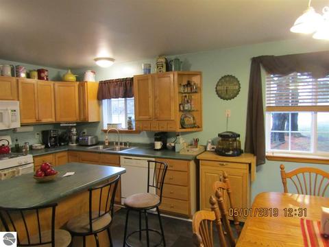 989 Schemp Rd, Lupton, MI 48635 photo 13
