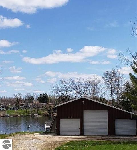 646 Maple, Lupton, MI 48635 photo 7