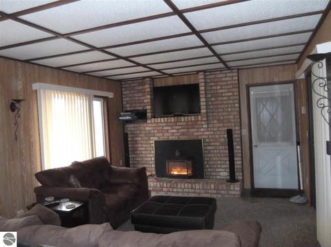 6740 Shellenbarger Rd, Hale, MI 48739 photo 9