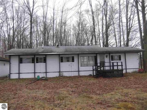 6740 Shellenbarger Rd, Hale, MI 48739 photo 2