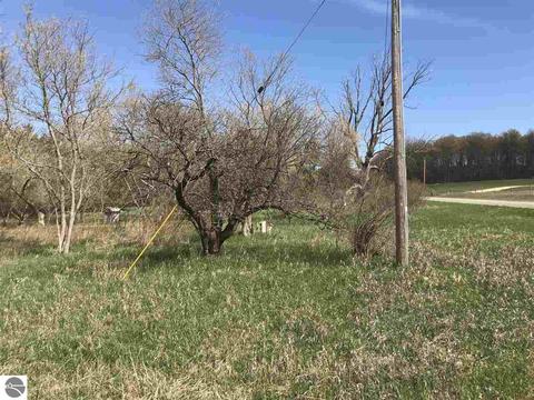 2961 E 14 Rd, Manton, MI 49663 photo 7