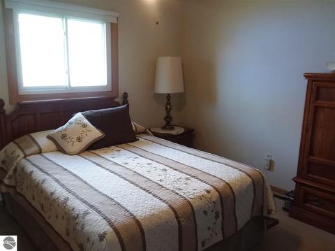 923 Richland Ave, Lupton, MI 48635 photo 21