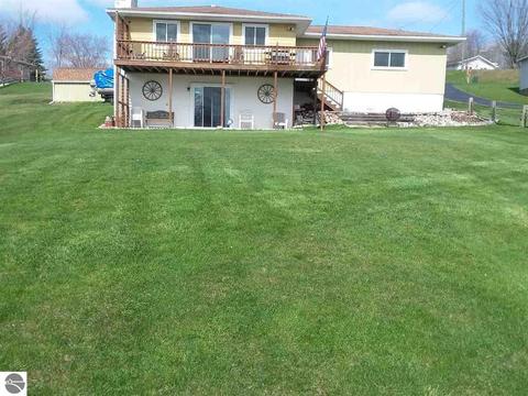 923 Richland Ave, Lupton, MI 48635 photo 8