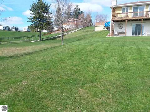 923 Richland Ave, Lupton, MI 48635 photo 6