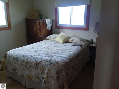 923 Richland Ave, Lupton, MI 48635 photo 22