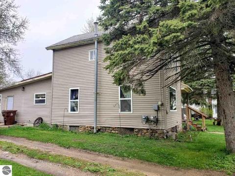 210 S St Johns St, Ithaca, MI 48847 photo 3