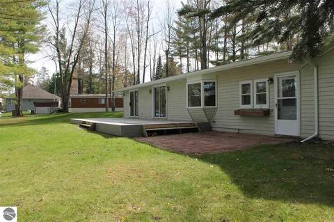 3660 Pineland Pt, Gladwin, MI 48624 photo 5