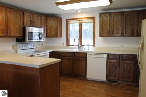 3660 Pineland Pt, Gladwin, MI 48624 photo 20