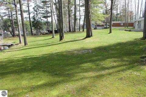 3660 Pineland Pt, Gladwin, MI 48624 photo 7