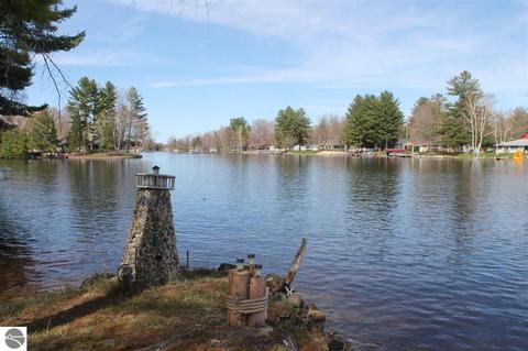 3660 Pineland Pt, Gladwin, MI 48624 photo 30