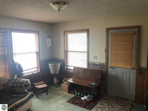3515 Bee Ln, Lupton, MI 48635 photo 3
