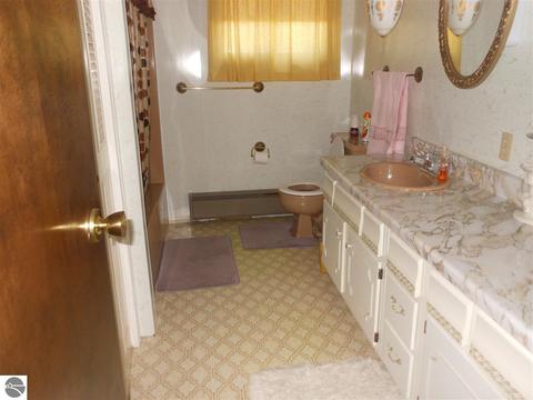 2439 E Second St, Prescott, MI 48756 photo 17