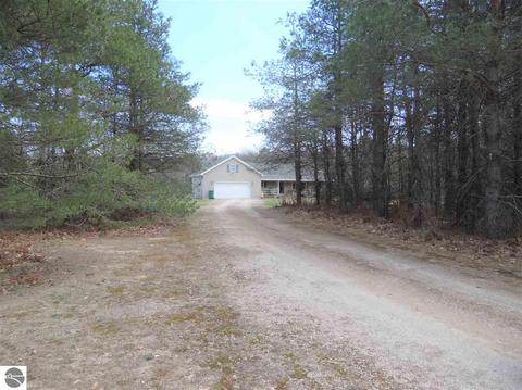 2687 Mohawk Trce, Interlochen, MI 49643 photo 28