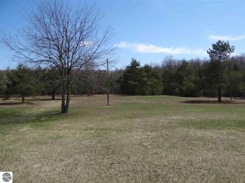 2687 Mohawk Trce, Interlochen, MI 49643 photo 36
