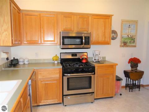2687 Mohawk Trce, Interlochen, MI 49643 photo 9