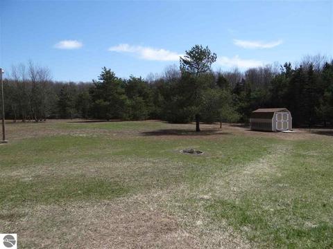2687 Mohawk Trce, Interlochen, MI 49643 photo 38