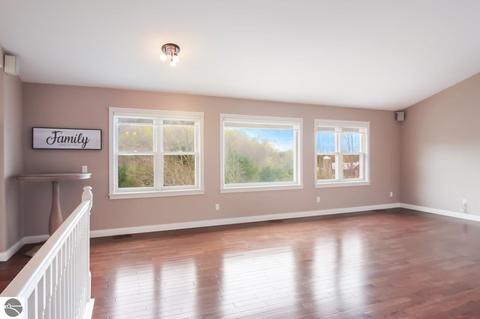 6464 E Hillside Dr, Cedar, MI 49621 photo 17