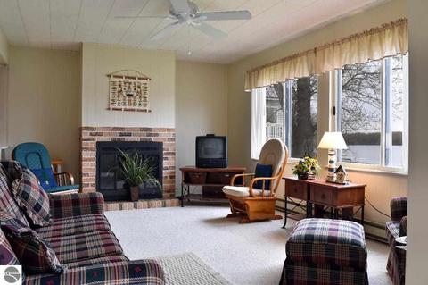 3473 Deerfield Ln, Lupton, MI 48635 photo 5