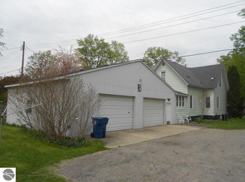 110 E Wright Ave, Shepherd, MI 48883 photo 2