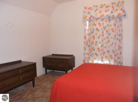110 E Wright Ave, Shepherd, MI 48883 photo 13