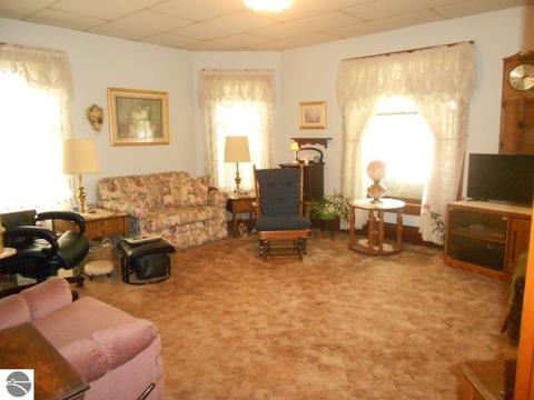 110 E Wright Ave, Shepherd, MI 48883 photo 22
