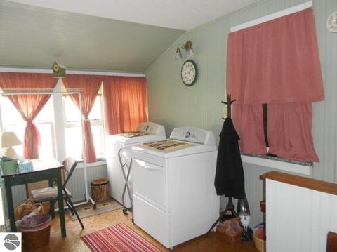 110 E Wright Ave, Shepherd, MI 48883 photo 19
