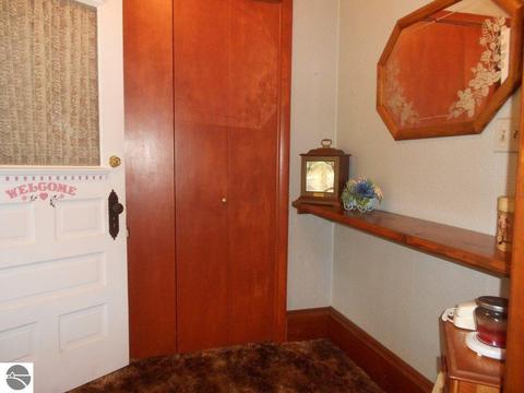 110 E Wright Ave, Shepherd, MI 48883 photo 3