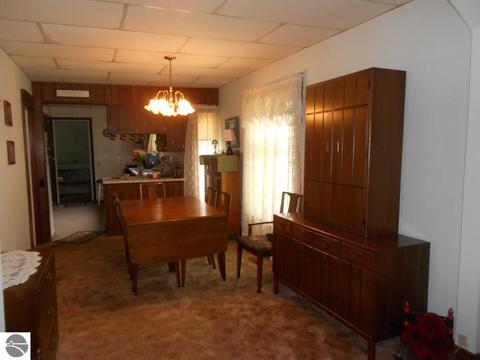 110 E Wright Ave, Shepherd, MI 48883 photo 7