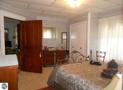 110 E Wright Ave, Shepherd, MI 48883 photo 11