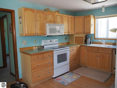 8202 Deadstream Rd, Honor, MI 49640 photo 4