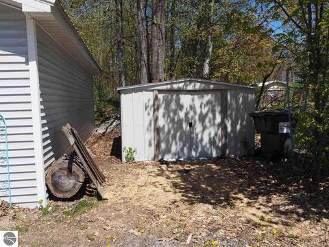 8202 Deadstream Rd, Honor, MI 49640 photo 19