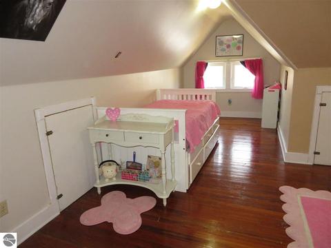 202 S Fourth St, Shepherd, MI 48883 photo 23