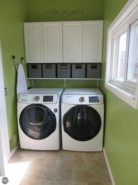 202 S Fourth St, Shepherd, MI 48883 photo 9